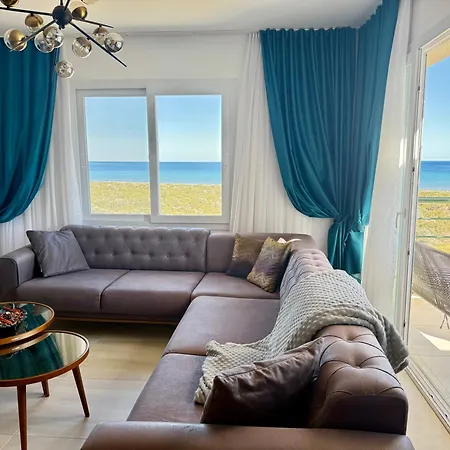 شقة Relaxing Penthouse By The Sea *