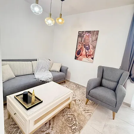 Relaxing Penthouse By The Sea