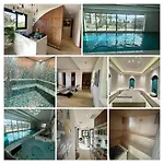 Penthouse Retreat By The Sea Vokolidha