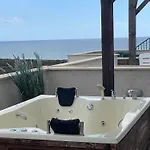 Penthouse Retreat By The Sea Lejlighed *
