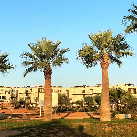 Relaxing Penthouse By The Sea