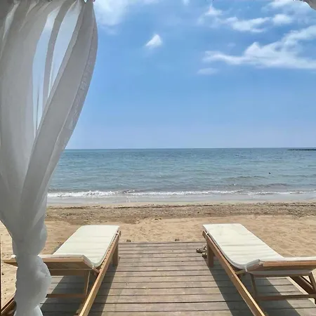 Relaxing Penthouse By The Sea Apartment Vokolidha