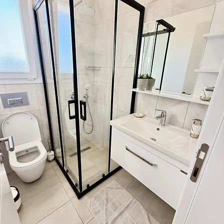 Apartmán Penthouse Retreat By The Sea *