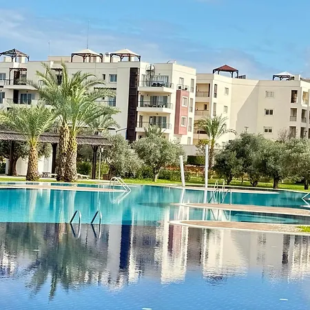 Relaxing Penthouse By The Sea Vokolidha