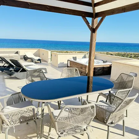 Apartmán Penthouse Retreat By The Sea *