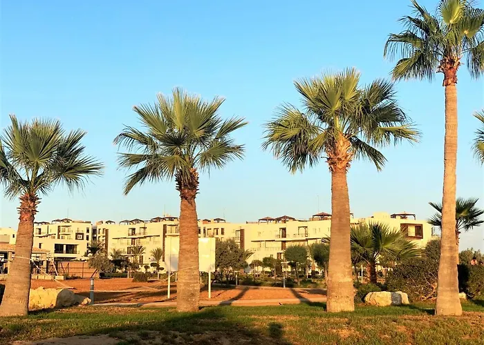 Relaxing Penthouse By The Sea