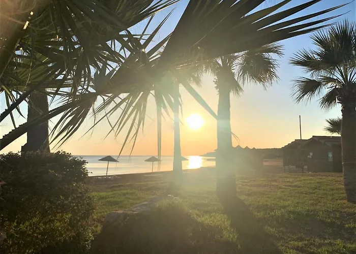 Apartamento Relaxing Penthouse By The Sea Vokolidha