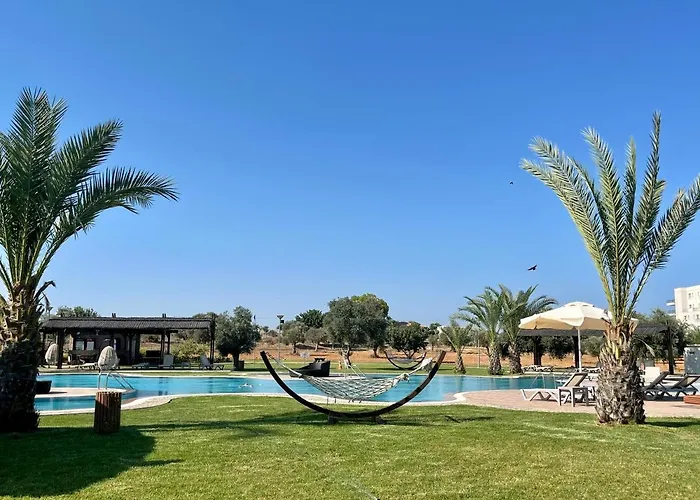 Apartamento Relaxing Penthouse By The Sea Vokolidha