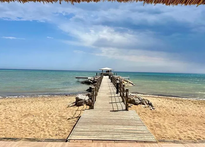 Relaxing Penthouse By The Sea *