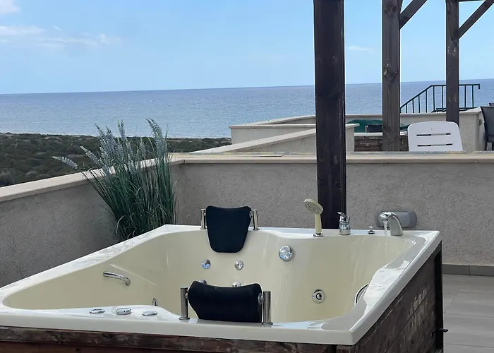 Relaxing Penthouse By The Sea Apartamento *