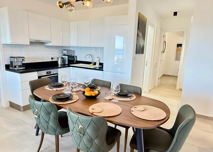 Διαμέρισμα Relaxing Penthouse By The Sea