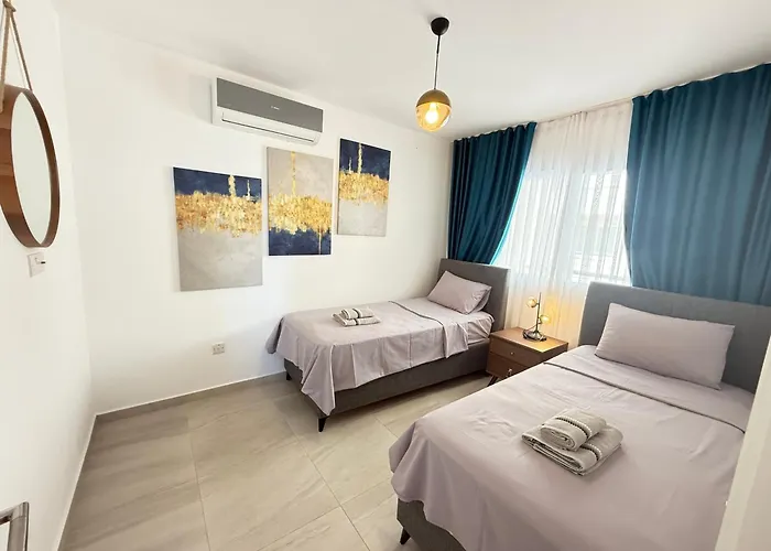 Relaxing Penthouse By The Sea Vokolidha