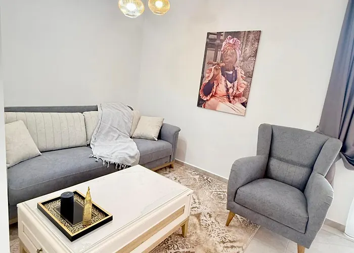 Relaxing Penthouse By The Sea